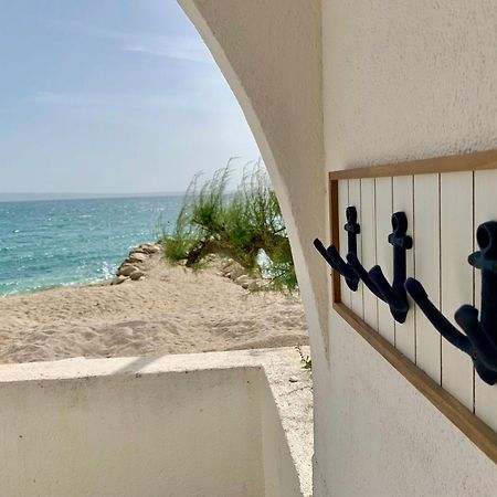 Villa Tamaris On The Beach Подстрана Екстериор снимка
