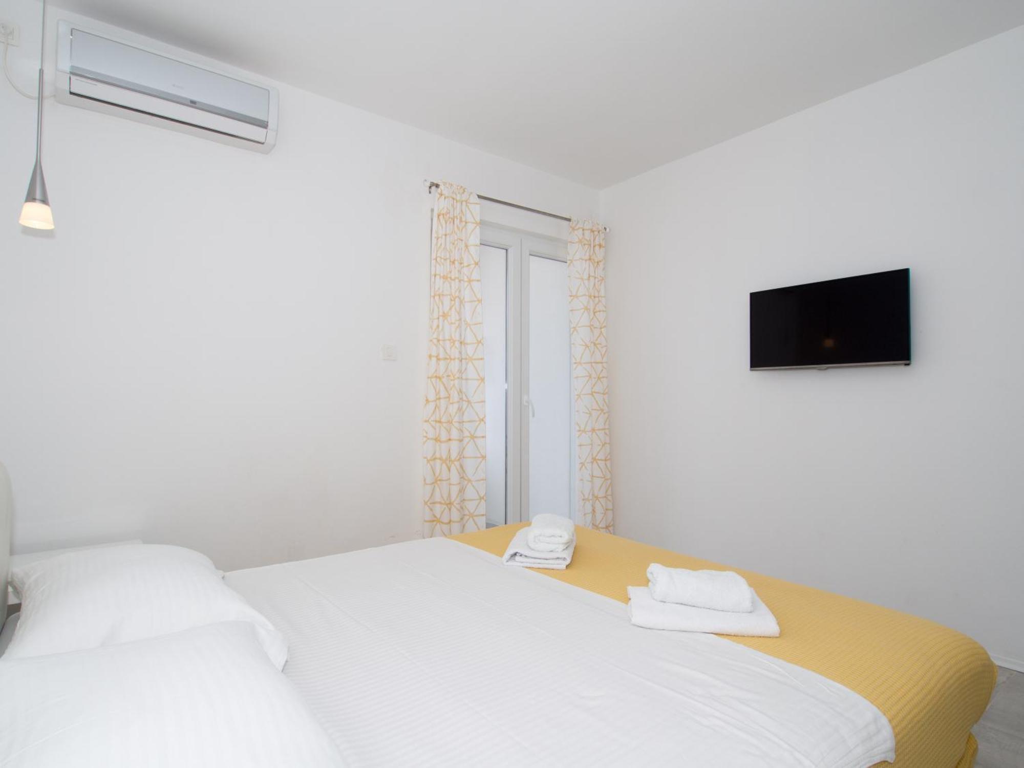 Villa Tamaris On The Beach Подстрана Екстериор снимка